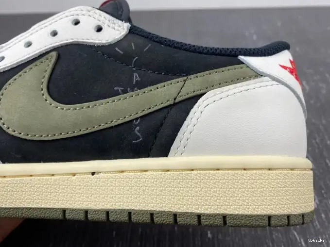Cheap TB Jordan OG 1 Travis x DZ4137-106 WMNS Scott Air Olive Low 0611